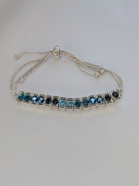 Napier Silver Tone Blue Crystal Rhinestone Bolo Bracelet | Adjustable
